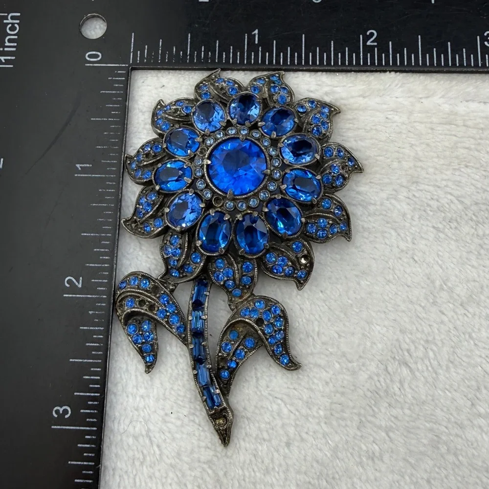 Vintage Pot Metal Brooch Blue Rhinestone Sunflower Brooch Floral  Large